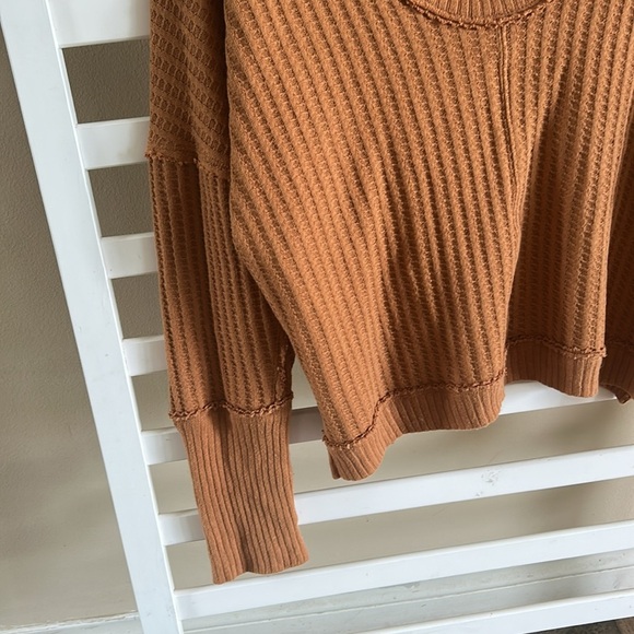 Free People Women's Magical Thermal Cotton Drop-Shoulder Waffle Top Small - Picture 3 of 10